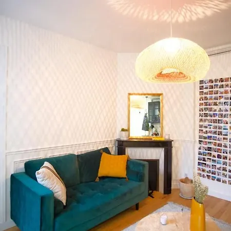 Bright Apartment Near The Villette